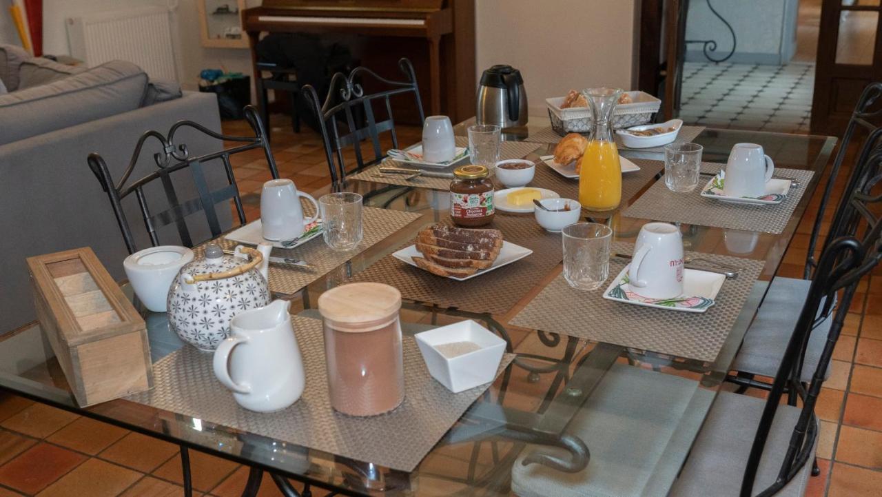 Domaine De La Basse Orme Bed & Breakfast Les Iffs Ngoại thất bức ảnh